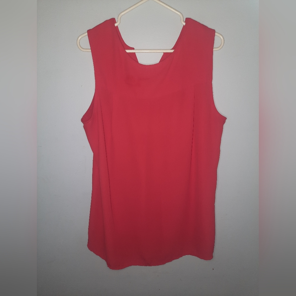 Point Zero | V-neck Short Sleeve Red Blouse Size L
